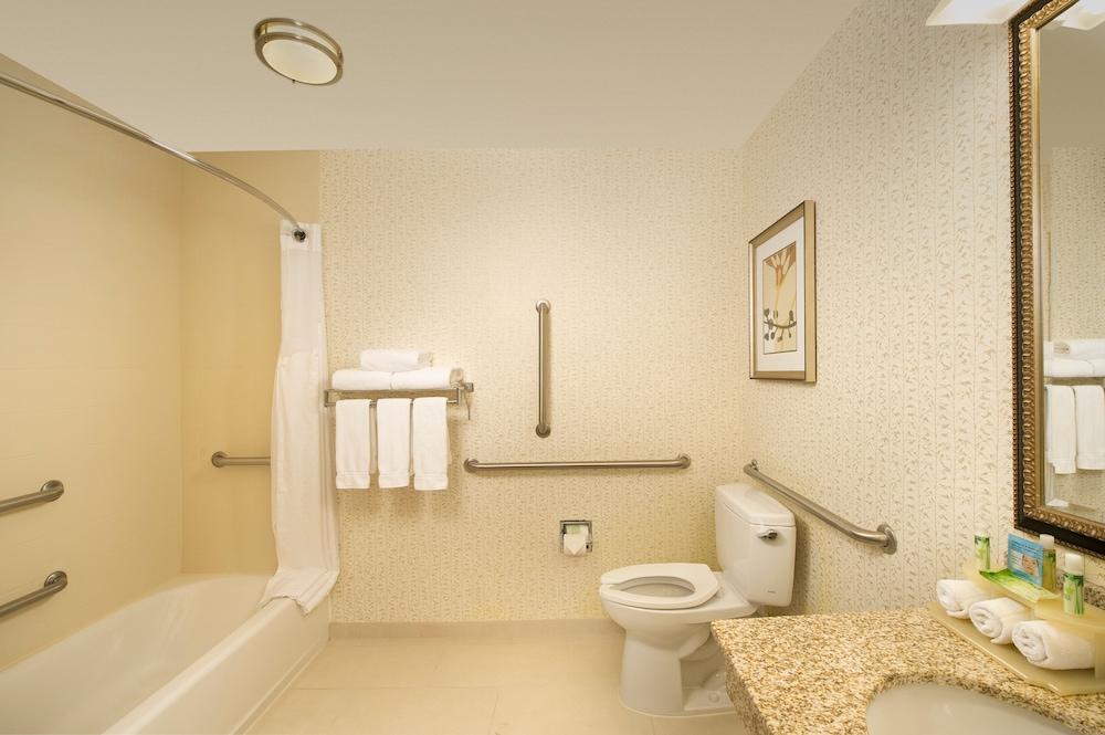 Holiday Inn Express & Suites Alexandria - Fort Belvoir By Ihg Exteriör bild