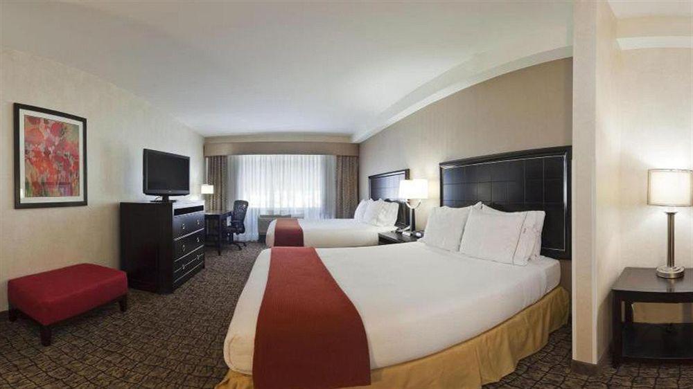 Holiday Inn Express & Suites Alexandria - Fort Belvoir By Ihg Exteriör bild