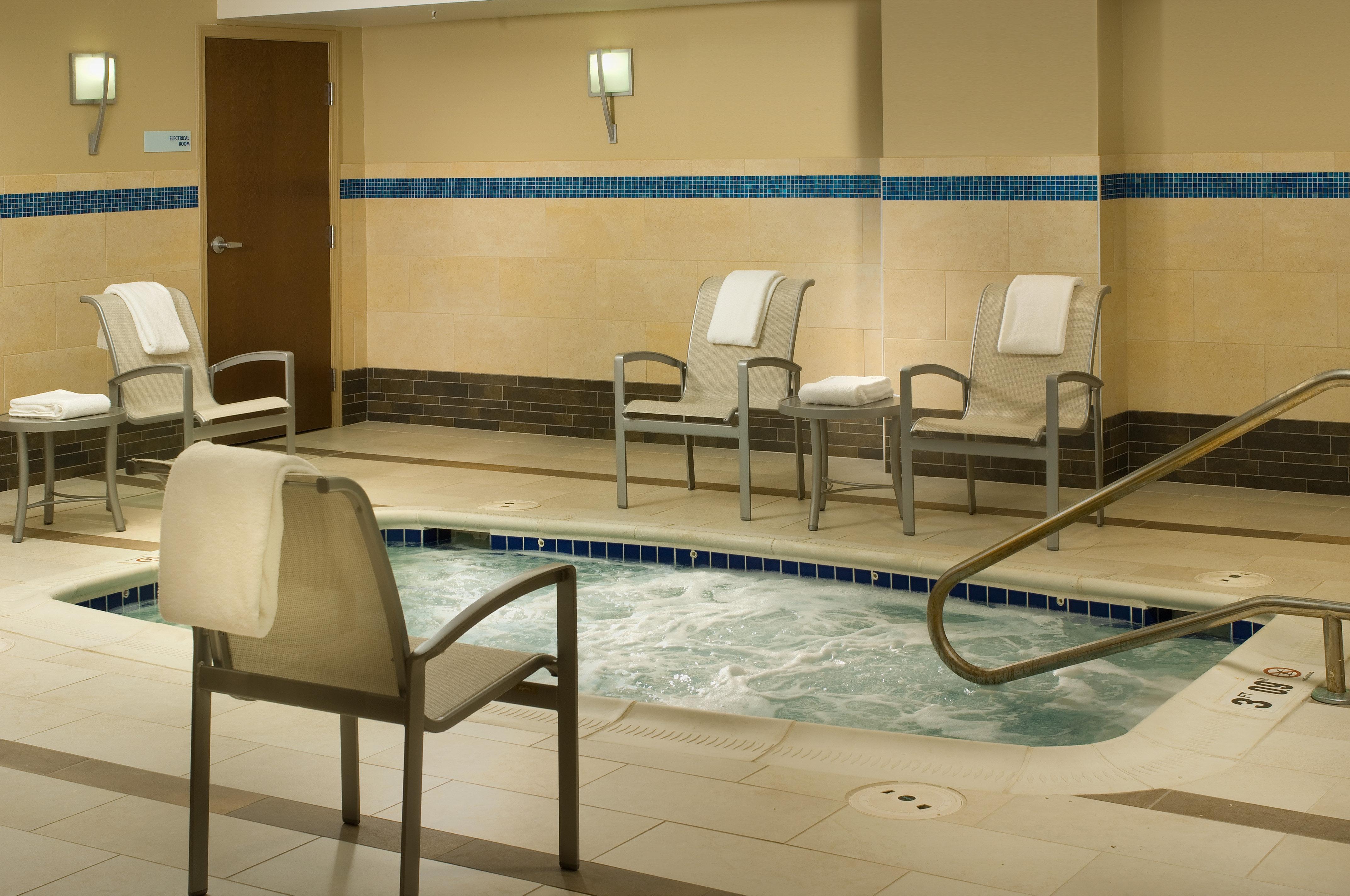 Holiday Inn Express & Suites Alexandria - Fort Belvoir By Ihg Exteriör bild