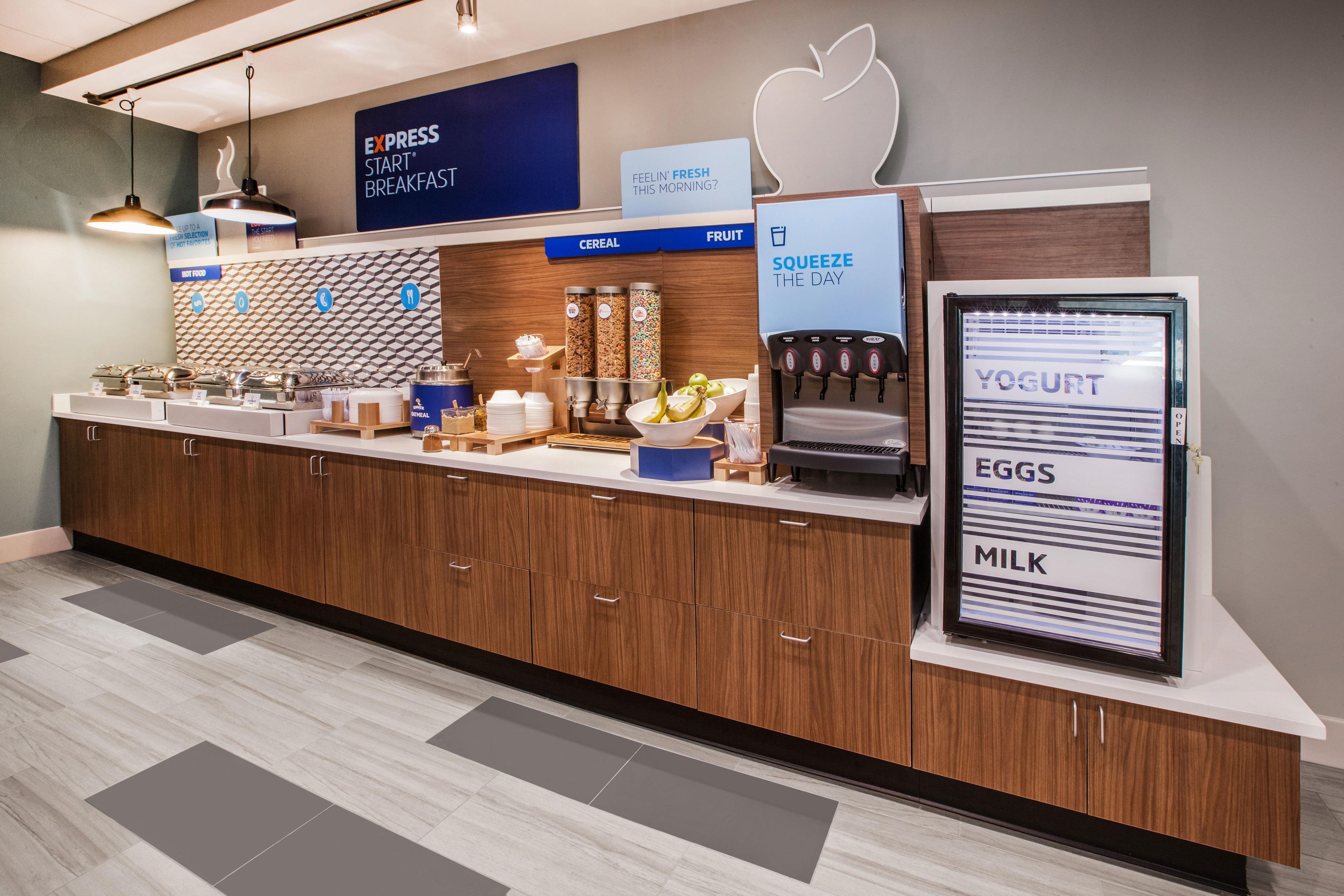 Holiday Inn Express & Suites Alexandria - Fort Belvoir By Ihg Exteriör bild