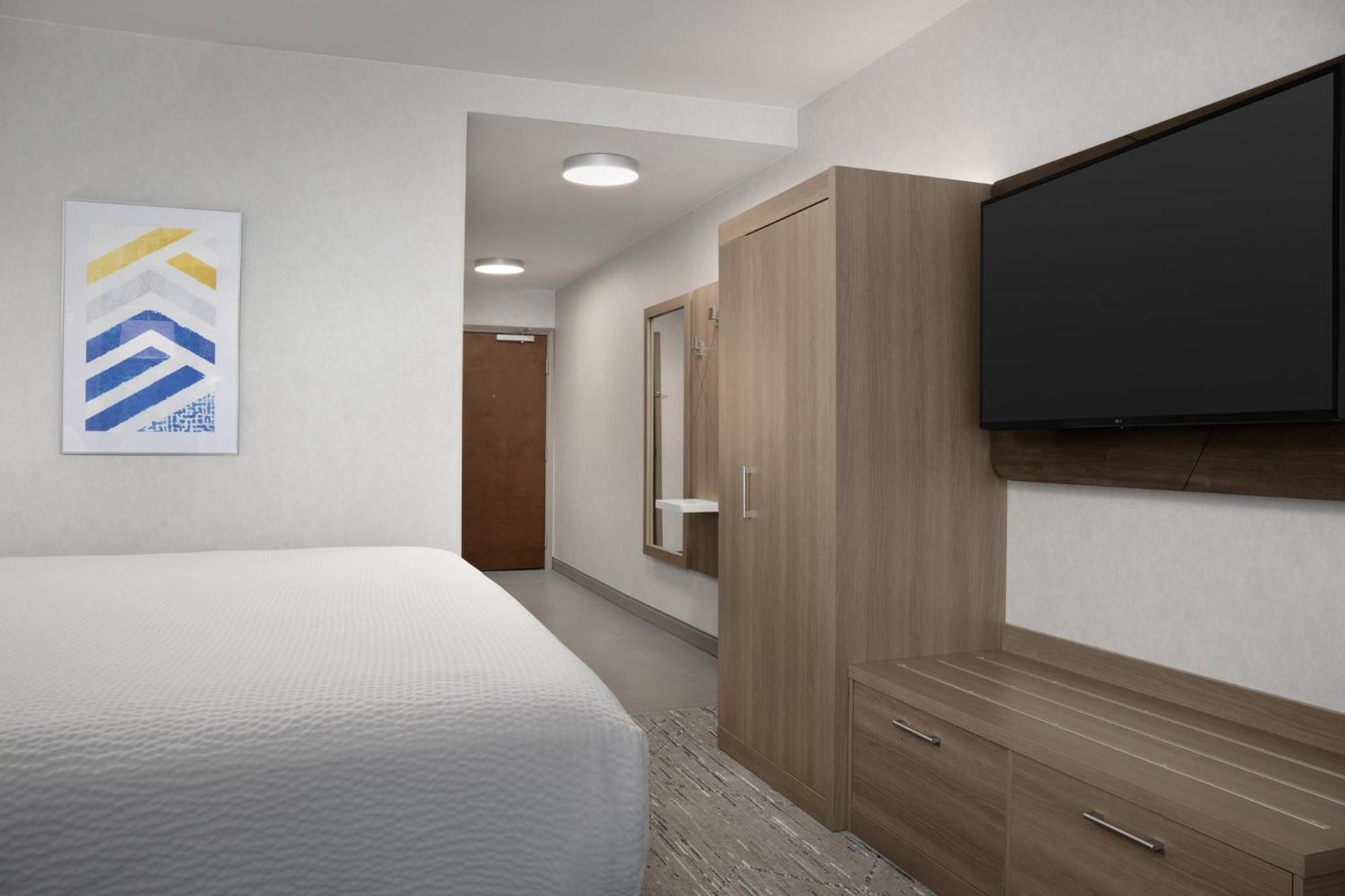 Holiday Inn Express & Suites Alexandria - Fort Belvoir By Ihg Exteriör bild